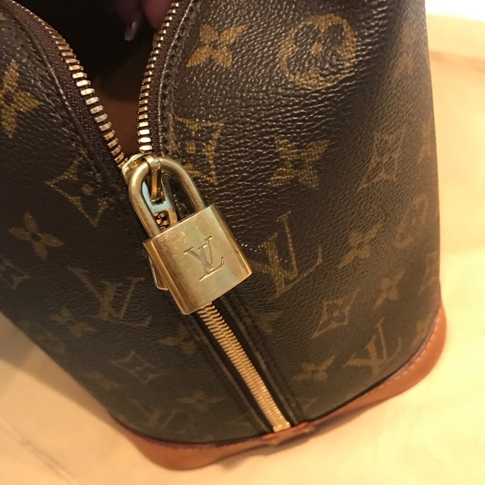 Authentic LOUIS VUITTON Monogram Alma PM❗️ - Picture 4 of 7